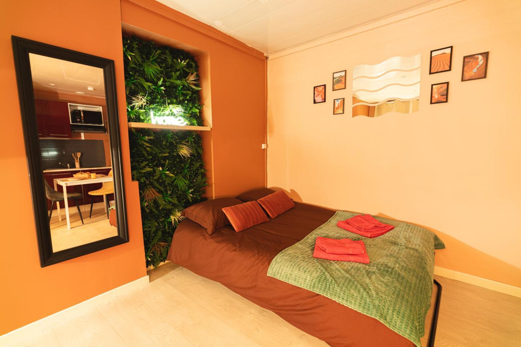 Apartment L'imperial - Netflix I Billard I Wifi I Centre-ville - Cosy & Confort & Design Anzin